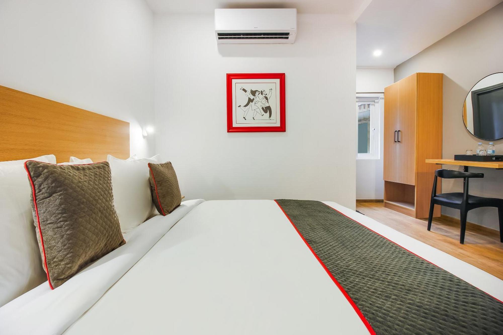 Super Townhouse The Cinco Hotel Near Esi Hospital Hyderabad Luaran gambar