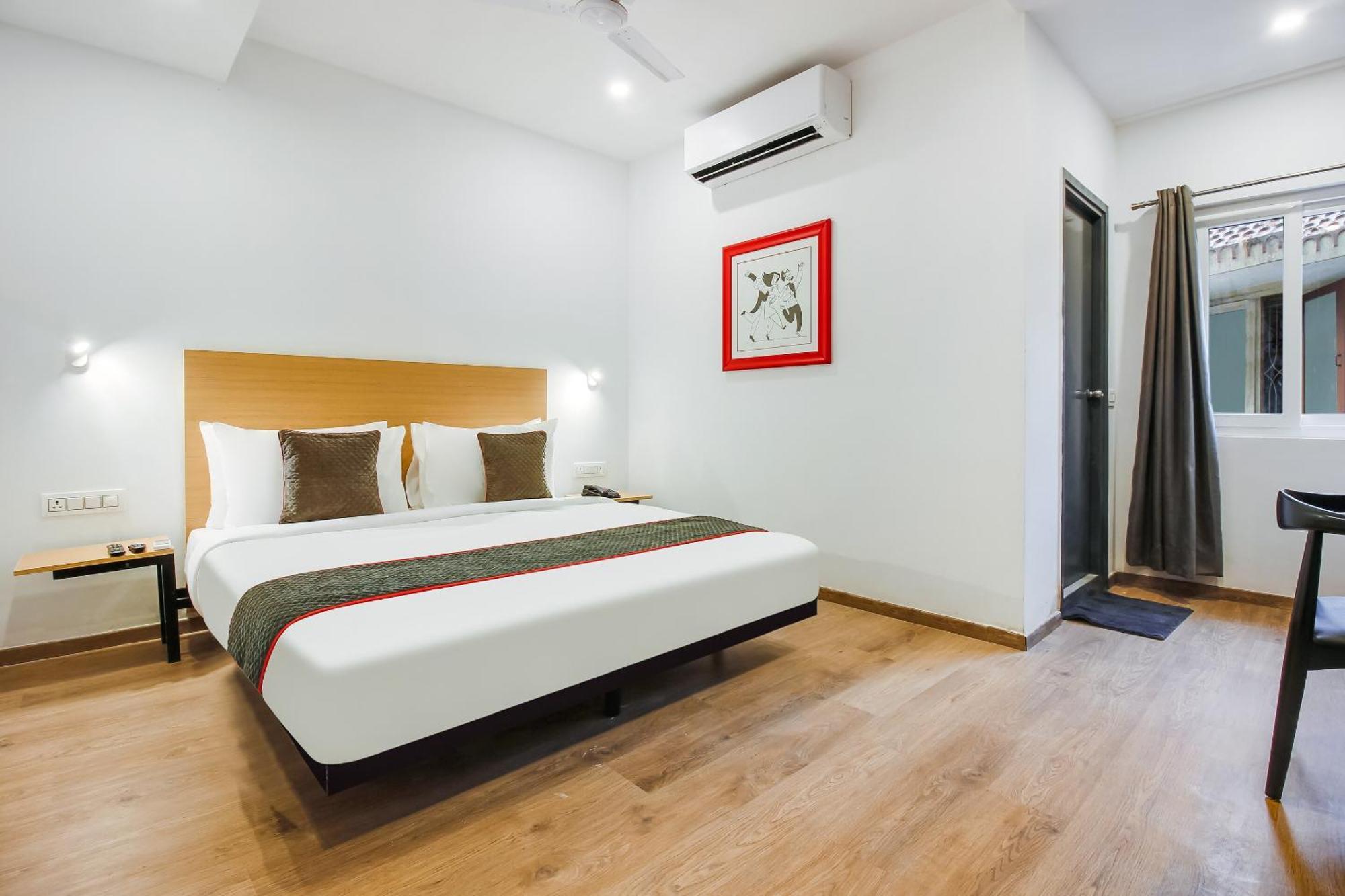 Super Townhouse The Cinco Hotel Near Esi Hospital Hyderabad Luaran gambar